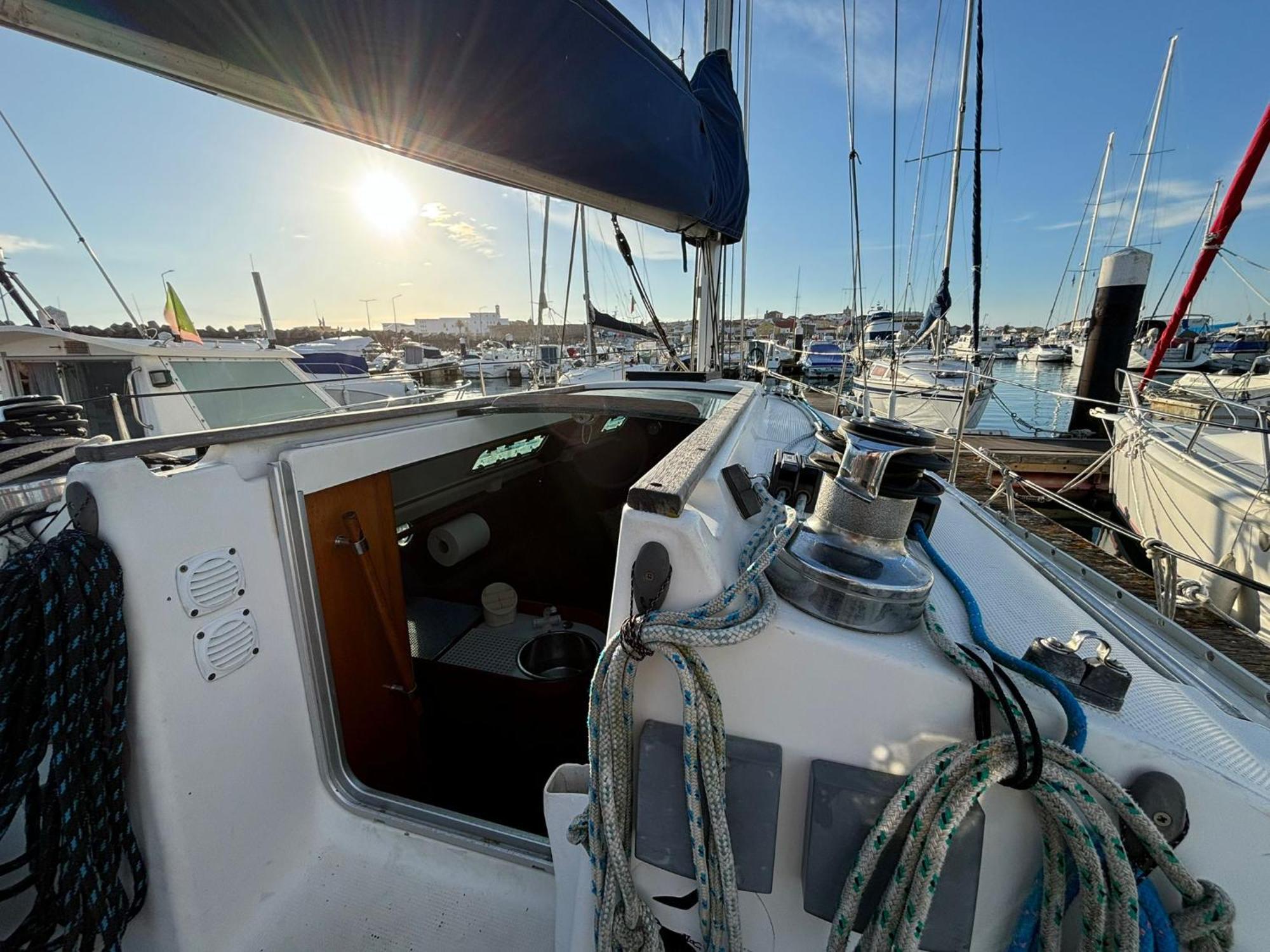 Barco A Vela Em Peniche - West Sailing Hotel Kültér fotó